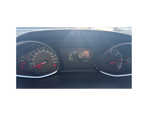Peugeot - 308 sw - 1.6 bluehdi blue l. sk-055-b 2018 iaw - afbeelding 8 van  12