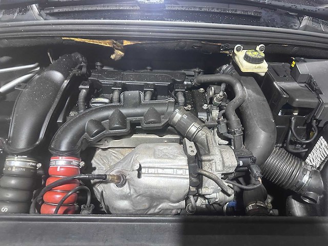 Peugeot - 308 sw - 1.6 thp allure - 64-tsp-4- 2012 - afbeelding 18 van  18