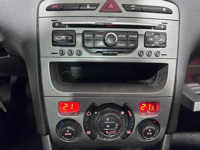 Peugeot - 308 sw - 1.6 vti b. lease ex - 87-rkn-9- 2011 - afbeelding 4 van  18