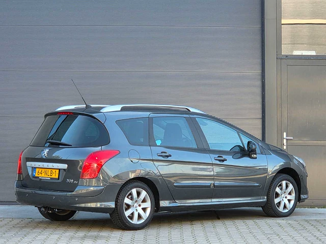 Peugeot - 308 sw - 1.6 vti sublime - 2010 - 64-nlb-1 - personenauto - afbeelding 21 van  24