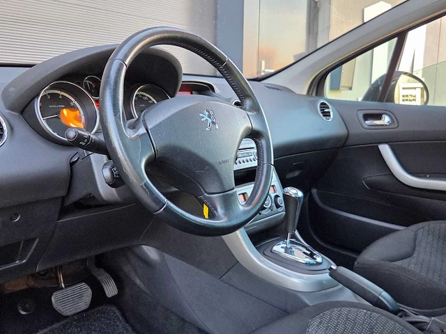Peugeot - 308 sw - 1.6 vti sublime - 2010 - 64-nlb-1 - personenauto - afbeelding 3 van  24