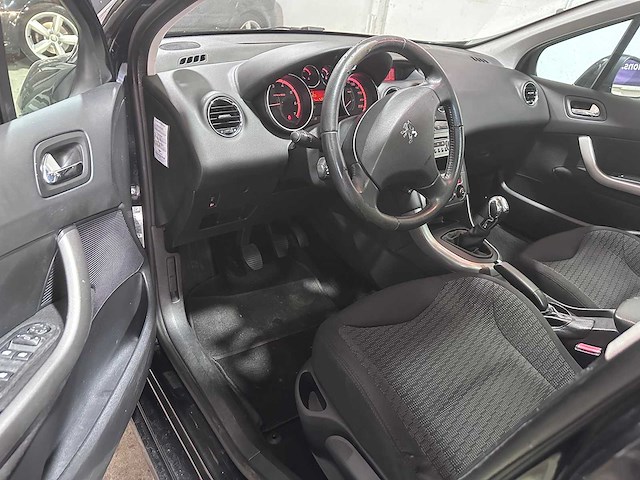 Peugeot - 308 sw - 1.6 vti x-line - 78-ntt-9- 2009 - afbeelding 17 van  19