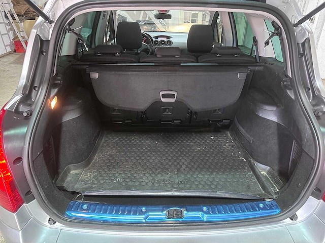 Peugeot - 308 sw - 1.6 vti x-line - tt-233-f- 2010 - afbeelding 8 van  21