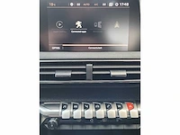 Peugeot - 5008 - 1.2 gt-line a - 2020 - h-256-vv - personenauto - afbeelding 9 van  24