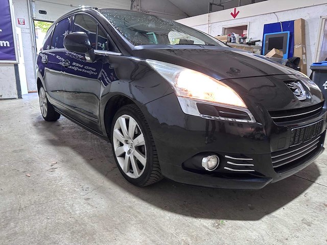 Peugeot - 5008 - 1.6 thp automaat b.l. exe 7p. - (voorheen 70-sbs-7)- 2011 - afbeelding 16 van  20
