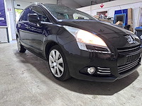 Peugeot - 5008 - 1.6 thp automaat b.l. exe 7p. - (voorheen 70-sbs-7)- 2011 - afbeelding 16 van  20
