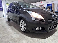 Peugeot - 5008 - 1.6 thp automaat b.l. exe 7p. - (voorheen 70-sbs-7)- 2011 - afbeelding 16 van  20