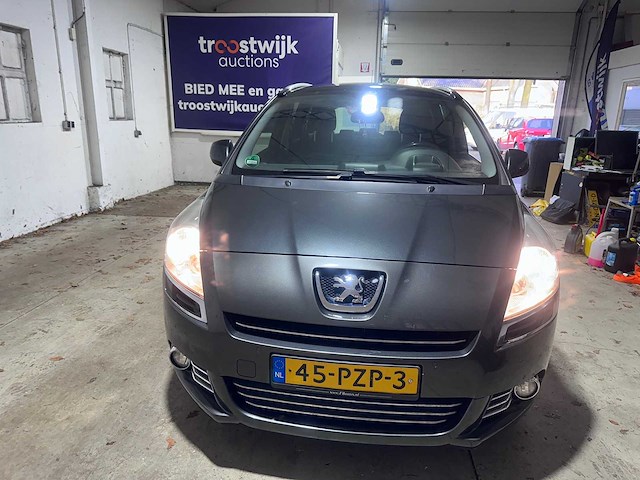 Peugeot - 5008 - 1.6 thp b.l. exe 7p. - 45-pzp-3- 2011 - afbeelding 8 van  8