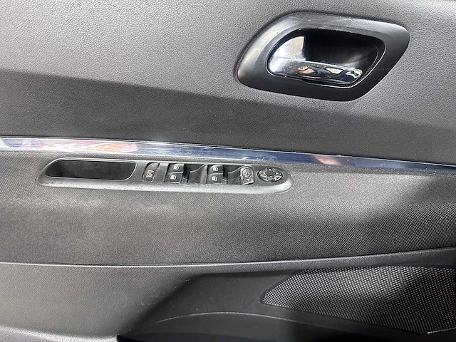 Peugeot - 5008 - 1.6 thp b.l. exe 7p. - 45-pzp-3- 2011 - afbeelding 13 van  13