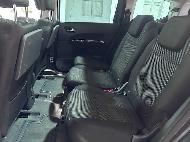 Peugeot - 5008 - 1.6 thp b.l. exe 7p. - 45-pzp-3- 2011 - afbeelding 5 van  17