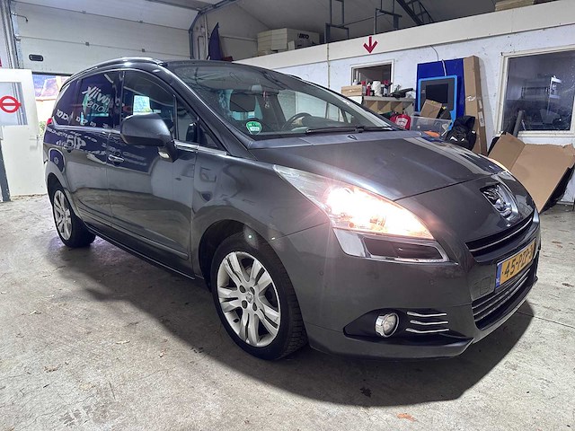 Peugeot - 5008 - 1.6 thp b.l. exe 7p. - 45-pzp-3- 2011 - afbeelding 13 van  17