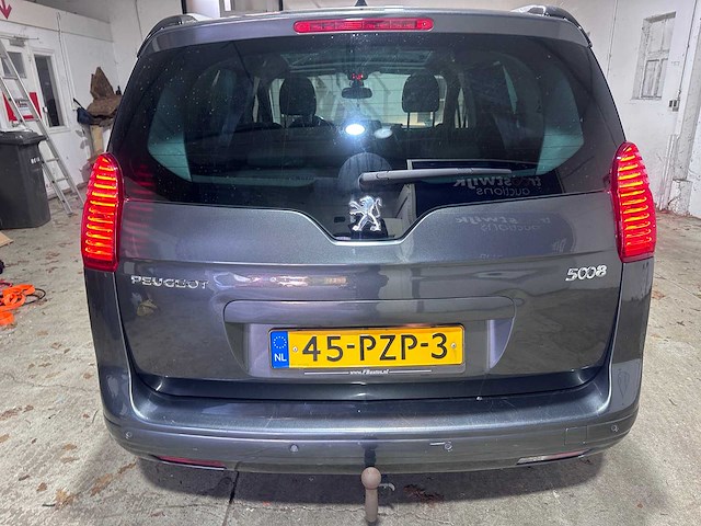Peugeot - 5008 - 1.6 thp b.l. exe 7p. - 45-pzp-3- 2011 - afbeelding 11 van  17