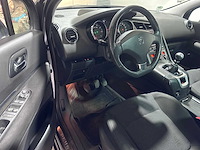 Peugeot - 5008 - 1.6 thp b.l. exe 7p. - 45-pzp-3- 2011 - afbeelding 15 van  17