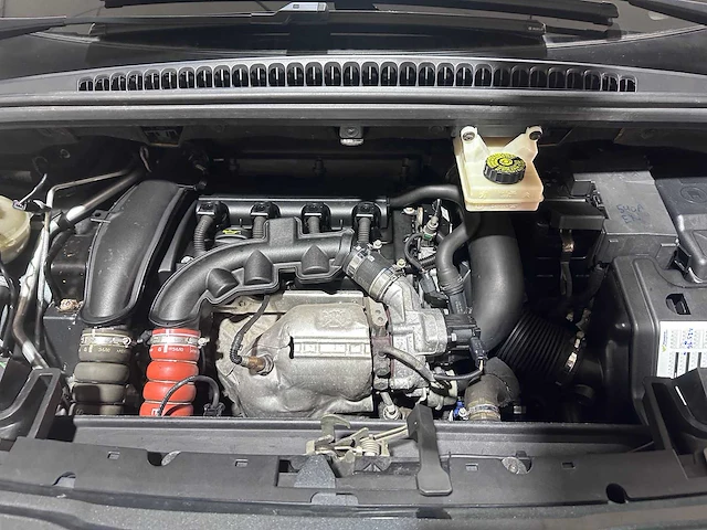 Peugeot - 5008 - 1.6 thp st 5p. - 83-npf-4- 2010 - afbeelding 11 van  20