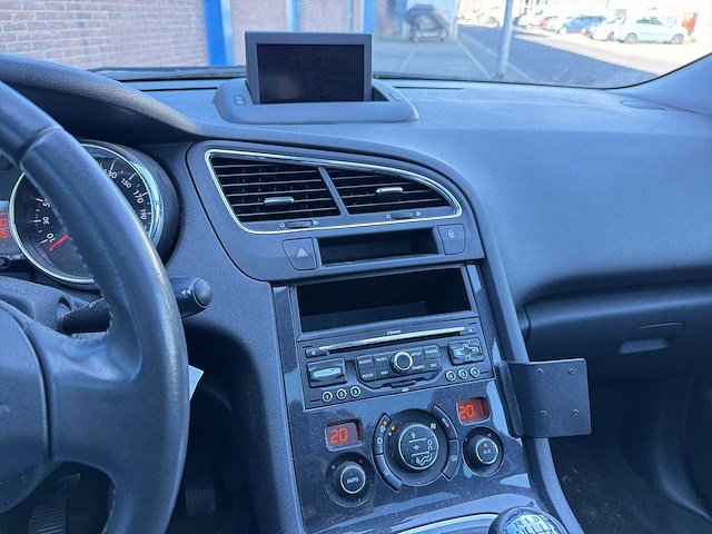 Peugeot - 5008 - 1.6 turbo st 5p 2010 | 01-kst-4 - afbeelding 8 van  25