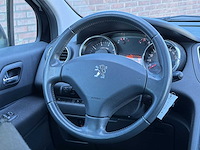 Peugeot - 5008 - 1.6 turbo st 5p 2010 | 01-kst-4 - afbeelding 16 van  25