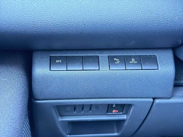 Peugeot - 5008 - 1.6 turbo st 5p 2010 | 01-kst-4 - afbeelding 8 van  25