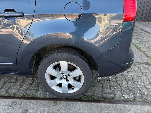 Peugeot - 5008 - 1.6 vti - lpg - personenauto - 2014 - afbeelding 16 van  24