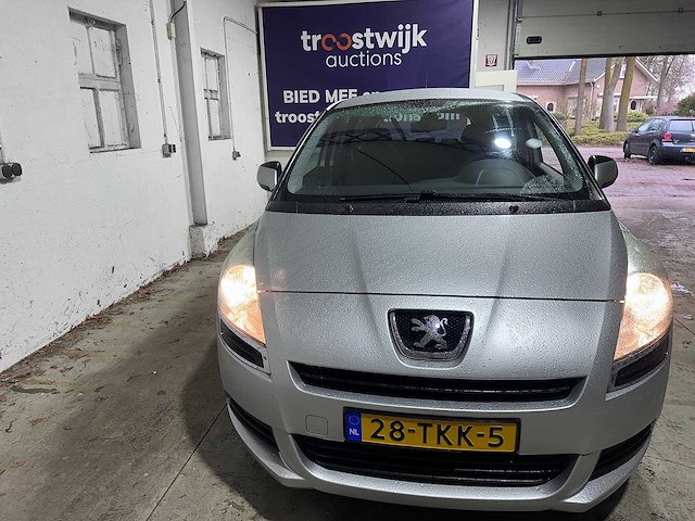 Peugeot - 5008 - 1.6 vti b. 7p. - 28-tkk-5 - afbeelding 8 van  10