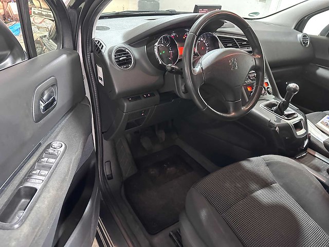Peugeot - 5008 - 1.6 vti b. lease 7p. - 76-tsp-3- 2012 - afbeelding 13 van  15