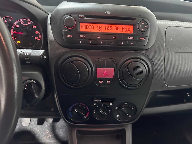 Peugeot - bipper - 1.4 hdi xr - 1-vdv-88 - afbeelding 5 van  17