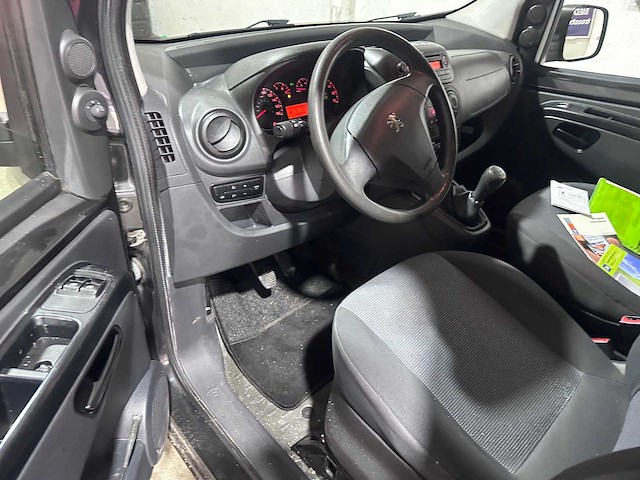 Peugeot - bipper - 1.4 hdi xr - 1-vdv-88 - afbeelding 16 van  17