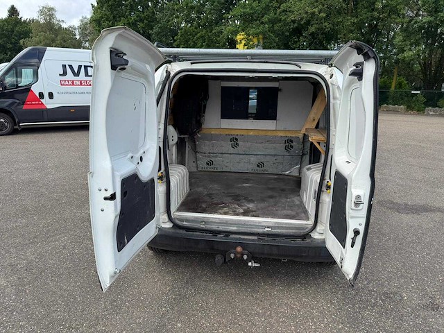 Peugeot - bipper - 1.4 hdi xt - 82-vth-5 - afbeelding 26 van  28