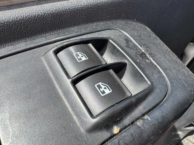 Peugeot - bipper - 1.4 hdi xt - 82-vth-5 - afbeelding 28 van  28