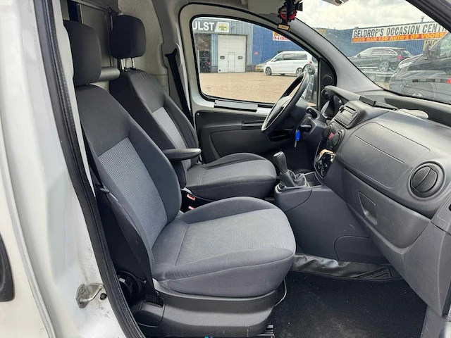 Peugeot - bipper - 1.4 hdi xt - 82-vth-5 - afbeelding 5 van  6
