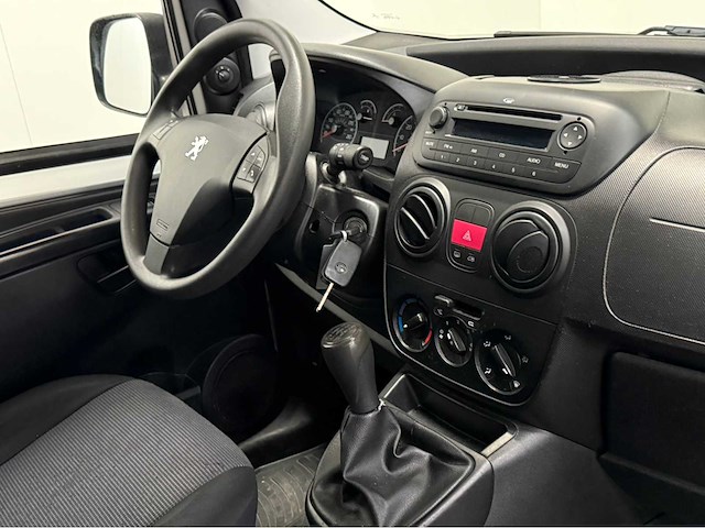 Peugeot - bipper - bedrijfswagen - 2013 - afbeelding 24 van  24
