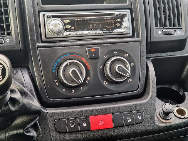 Peugeot - boxer - 435 2.2 hdi l - kipper - 49000 km - 2021 - vzd-92-b - bedrijfswagen - afbeelding 8 van  37