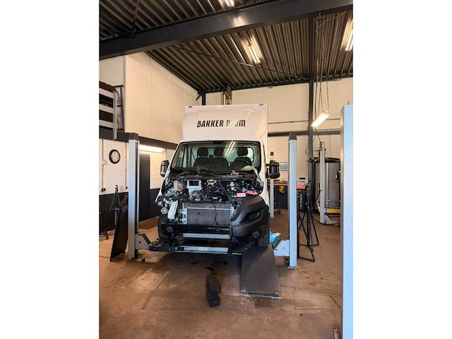 Peugeot - boxer - 435 2.2 hdi l3h2zwgr - bedrijfswagen - laadbak met lift - euro 6 -2022 - afbeelding 1 van  9