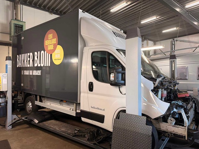 Peugeot - boxer - 435 2.2 hdi l3h2zwgr - bedrijfswagen - laadbak met lift - euro 6 -2022 - afbeelding 4 van  9