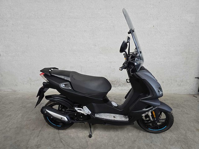 Peugeot - brom scooter - speedfight 4 - moped 45km uitvoering dds89k - afbeelding 1 van  5