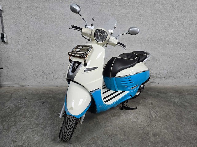 Peugeot - bromscooter - django heritage - 4t 45km uitvoering dgn97s - afbeelding 3 van  7
