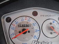 Peugeot - bromscooter - kisbee 4t - scooter - afbeelding 1 van  4