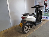Peugeot - bromscooter - kisbee 4t - scooter - afbeelding 3 van  4