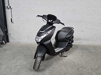 Peugeot - bromscooter - kisbee rs - 4t 45km uitvoering dsj74f - afbeelding 5 van  7