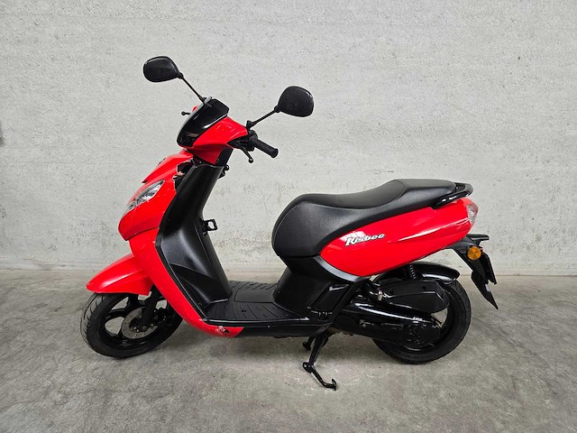 Peugeot - bromscooter - kisbee rs - 4t 45km uitvoering dtd45x - afbeelding 1 van  7