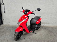 Peugeot - bromscooter - kisbee rs - 4t 45km uitvoering dtd45x - afbeelding 3 van  7