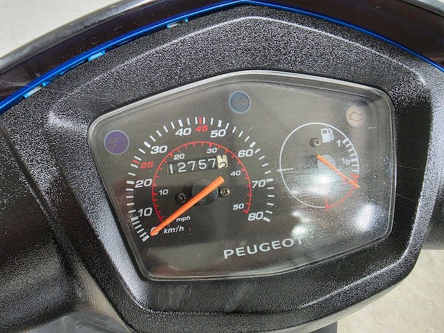 Peugeot - bromscooter - kisbee rs - 4t 45km uitvoering dvx19p - afbeelding 2 van  10