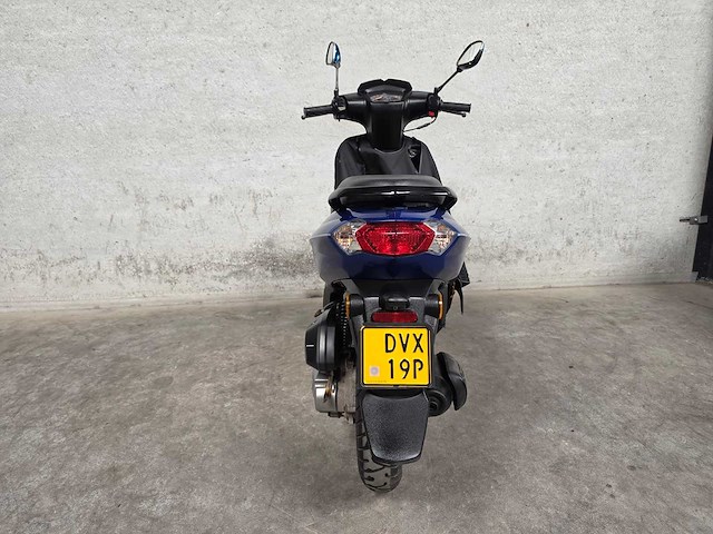 Peugeot - bromscooter - kisbee rs - 4t 45km uitvoering dvx19p - afbeelding 10 van  10