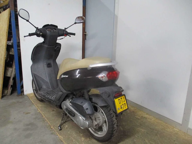 Peugeot - bromscooter - kisbee rs injectie - scooter - afbeelding 2 van  11