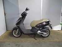 Peugeot - bromscooter - kisbee rs injectie - scooter