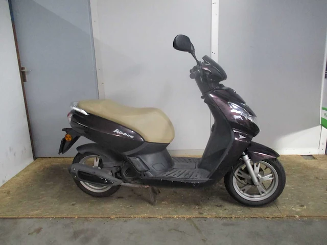 Peugeot - bromscooter - kisbee rs injectie - scooter - afbeelding 8 van  11