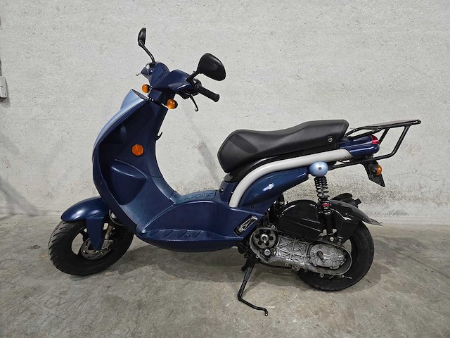 Peugeot - bromscooter - ludix "10" one - 2t 45km uitvoering 41dtz3 - afbeelding 1 van  7
