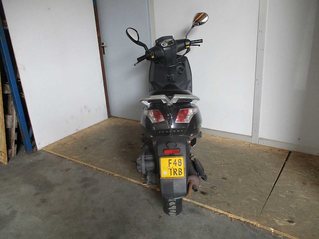 Peugeot - bromscooter - new viva city 4t - scooter - afbeelding 10 van  11