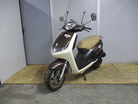 Peugeot - bromscooter - new viva city sixties 4t - scooter - afbeelding 4 van  11