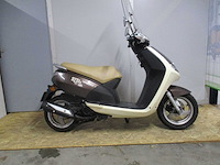 Peugeot - bromscooter - new viva city sixties 4t - scooter - afbeelding 8 van  11