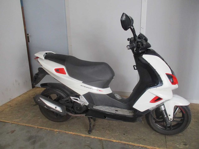 Peugeot - bromscooter - speedfight 4 4t - scooter - afbeelding 8 van  11